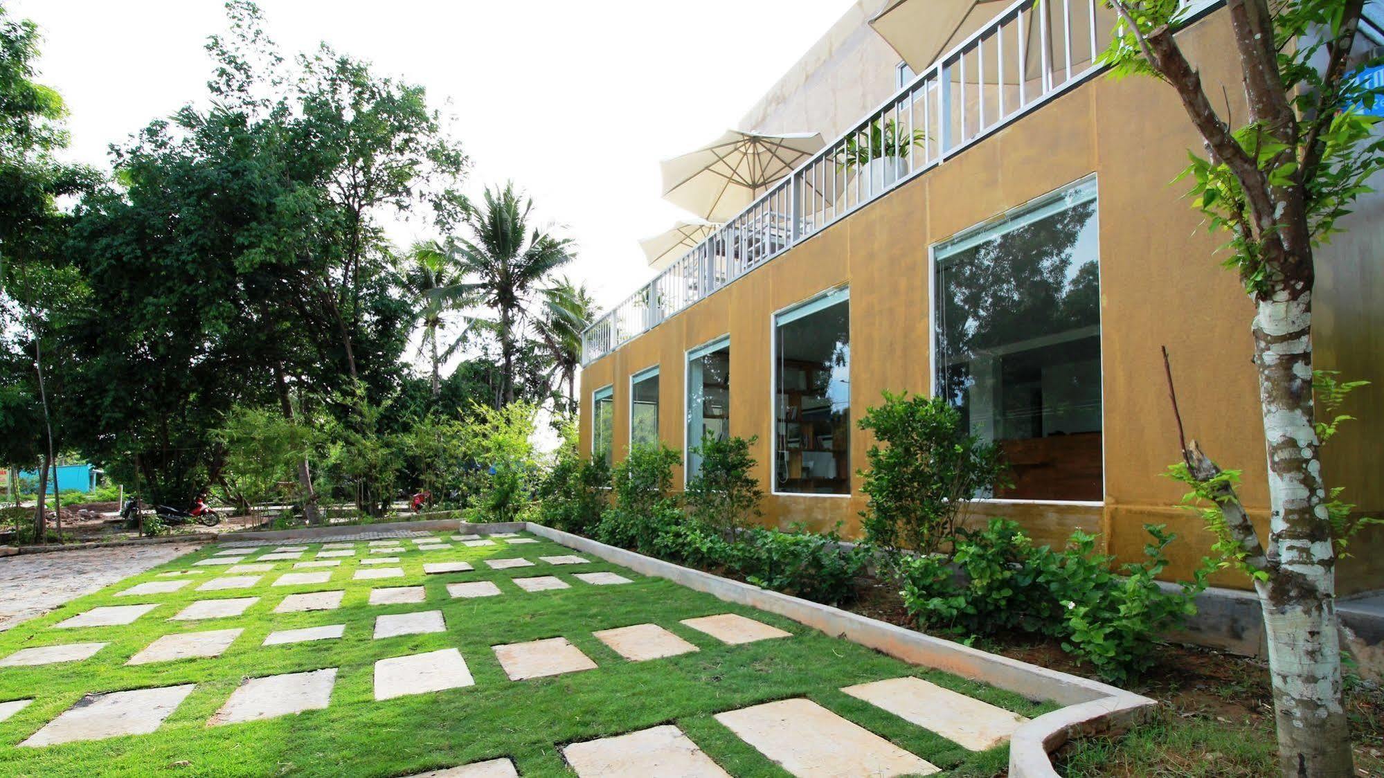 Emis Hotel Phú Quốc Exterior foto